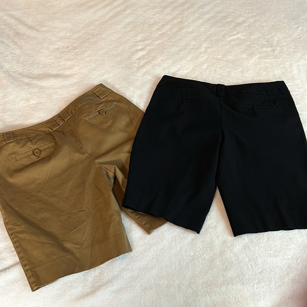 Size 12 The Limited shorts (2pair) stretchy material women’s - Picture 2 of 4